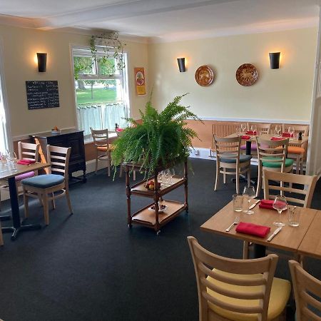 שרבורן Newell Bistro And Rooms מראה חיצוני תמונה