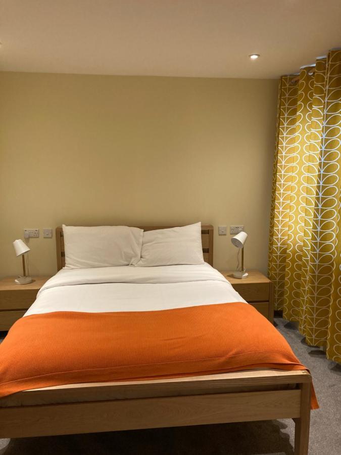 שרבורן Newell Bistro And Rooms מראה חיצוני תמונה